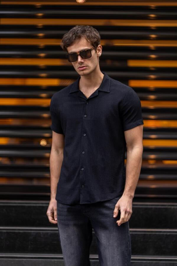 GRİLL Apaç Yaka Düğmeli Slim Fit Gömlek - Siyah - Decas (1)