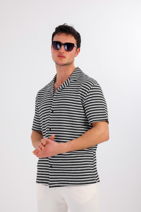 LUMERIS Kısa Kollu Çizgili Gömlek - Siyah - Decas