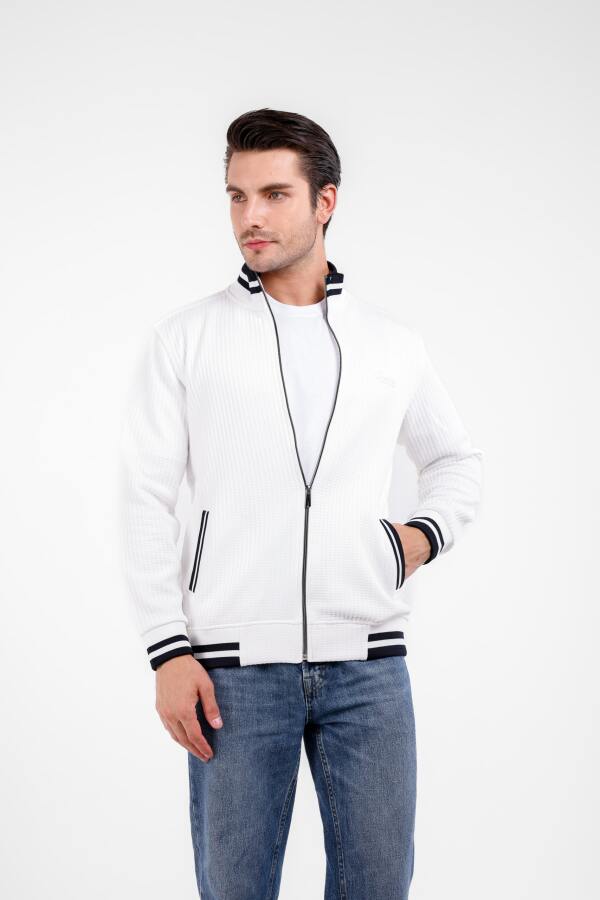 PROO Gofre Dik Yaka Fermuarlı Hırka - Beyaz - Decas (1)