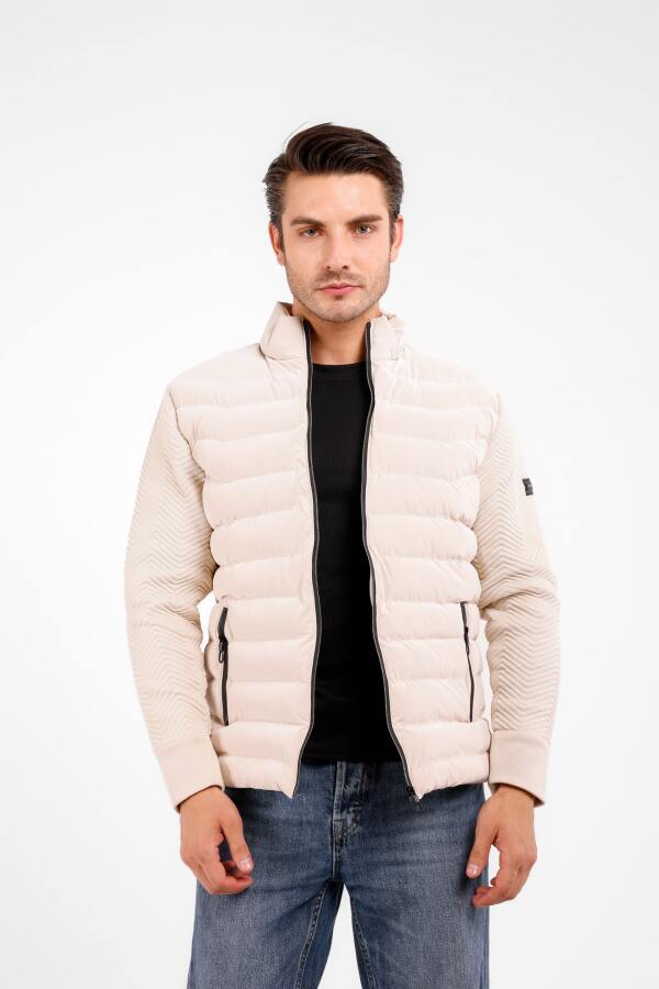 Vellum Kolları Triko İçi Astarlı Rüzgar Geçirmez Mont - Bej - Decas